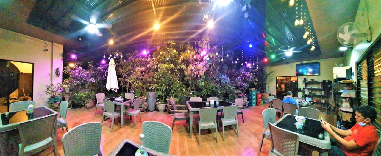 Spiral Suites Hotel 奎松市 外观 照片